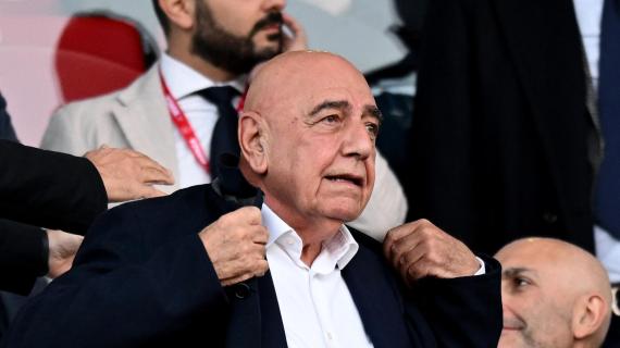 Galliani: "45 anni fa conobbi Berlusconi. Entravo da lui camminando, uscivo volando"