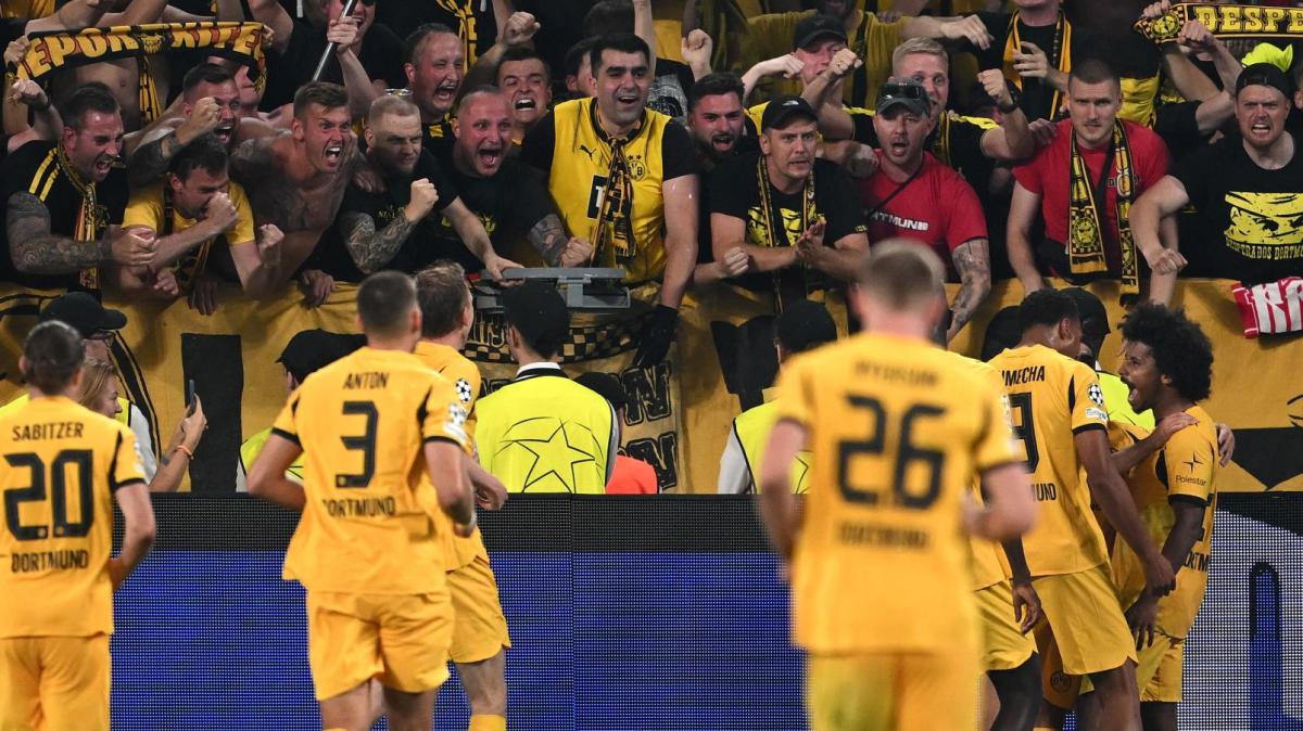 Bundesliga, Friburgo distrutto: il Borussia Dortmund blinda la qualificazione in Champions