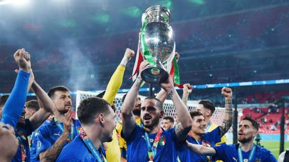 Italia, la Coppa degli Europei in mostra domani in due municipi di Roma e venerdì in Campidoglio