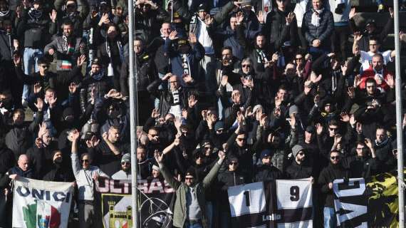 Ascoli, scuse ai tifosi e ritiro immediato dopo il 7-0 contro il Lecce