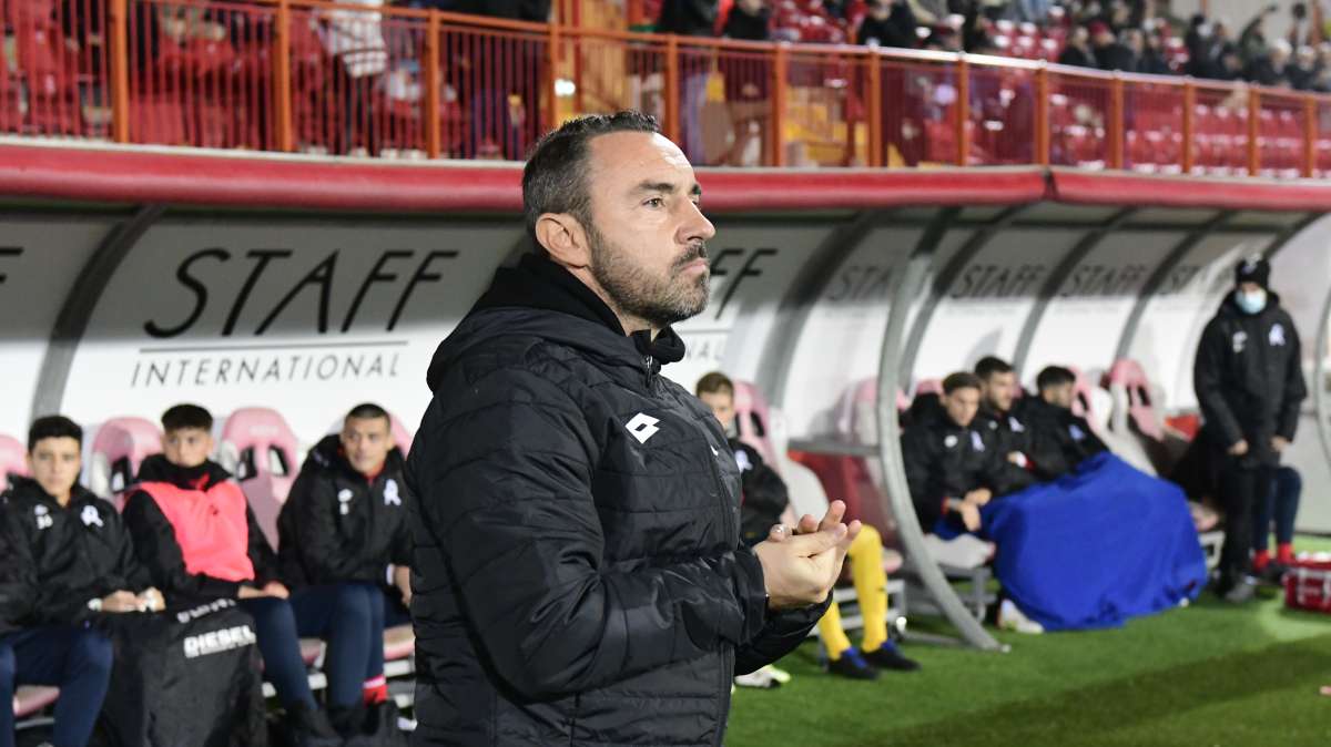 Avellino, Brocchi prende quota 