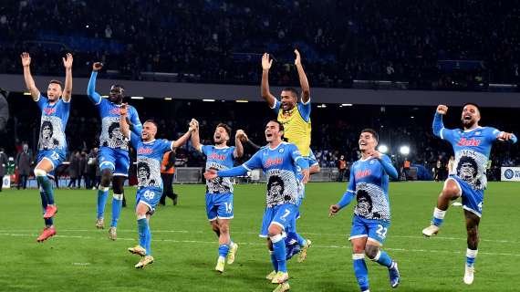 Europa League, gli accoppiamenti agli spareggi: il Napoli col Barça. Tosta per Lazio e Atalanta