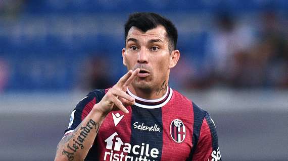 Bologna, ricorso vinto e squalifica ridotta: Medel sarà a disposizione contro l'Inter