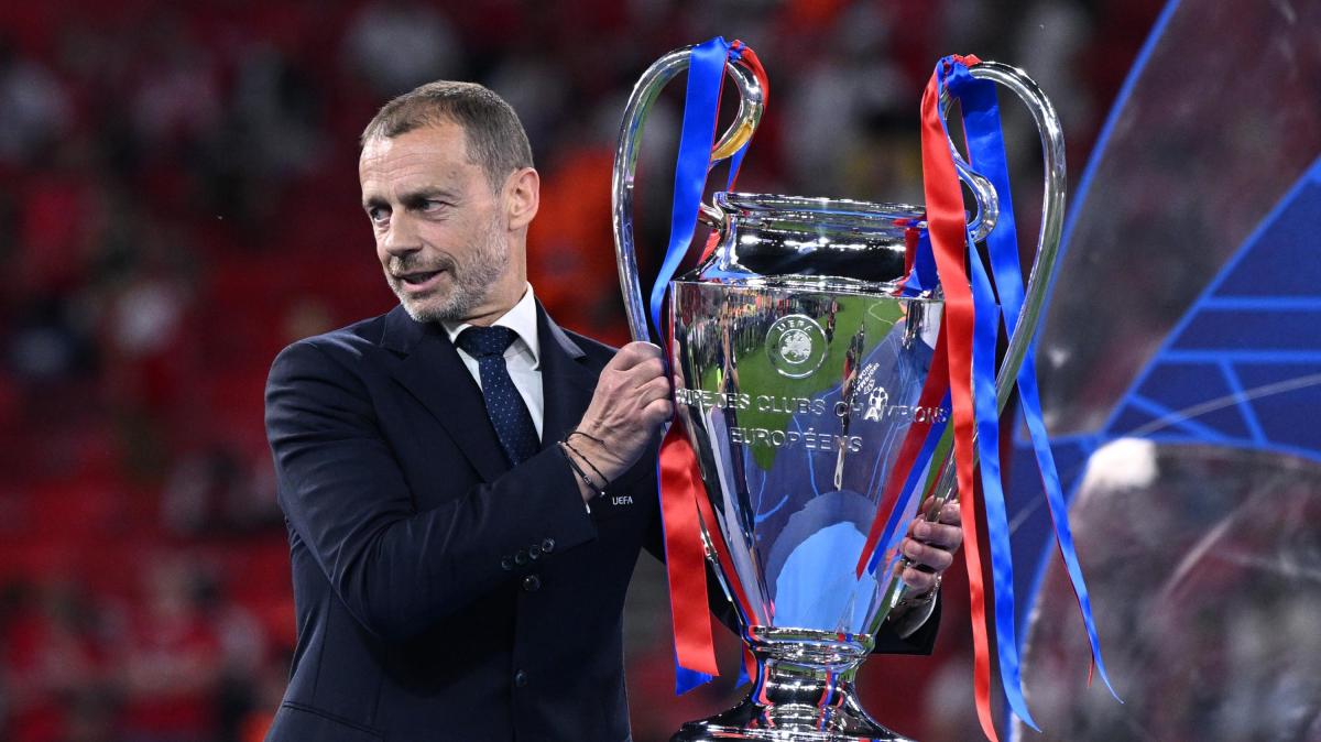 La UEFA dice no al cartellino rosso automatico per chi si copre la bocca in campo