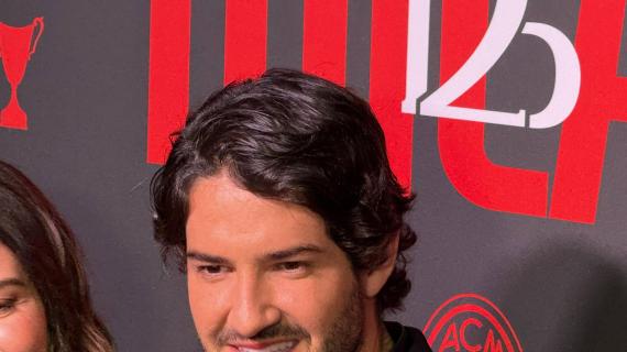 Pato chiude col calcio: "Non gioco più, ora vedo crescere mio figlio e sto con mia moglie"