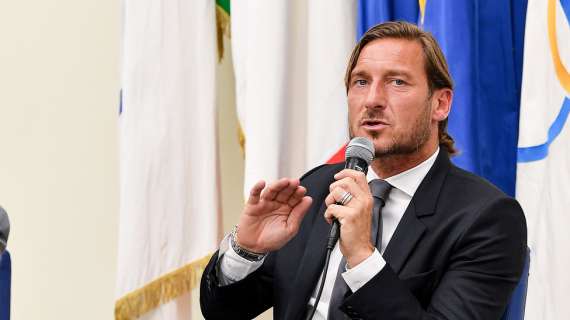 Roma, Totti ricorda lo scudetto del 2001: "L'emozione è stata indescrivibile"