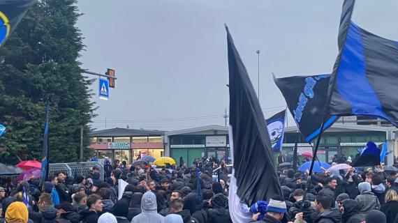 Atalanta, mille tifosi a Zingonia hanno accolto alla squadra al ritorno da Napoli