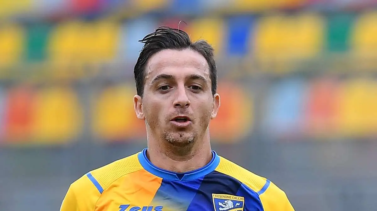 Bari, fatta per l'arrivo di Maiello del Frosinone. Si punta ad averlo con la Paganese