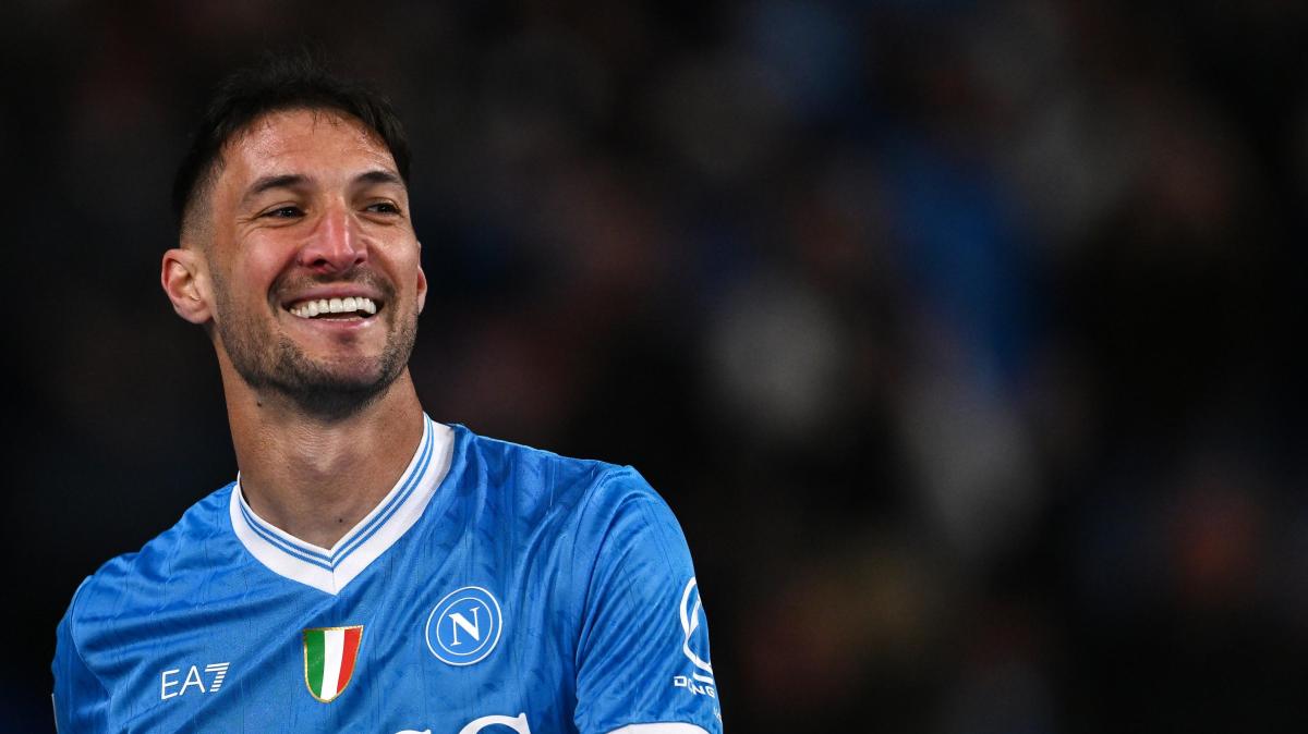 Un guizzo di Politano, Napoli secondo a +2 dal Milan. Il Mattino in apertura: "Il sorpasso"