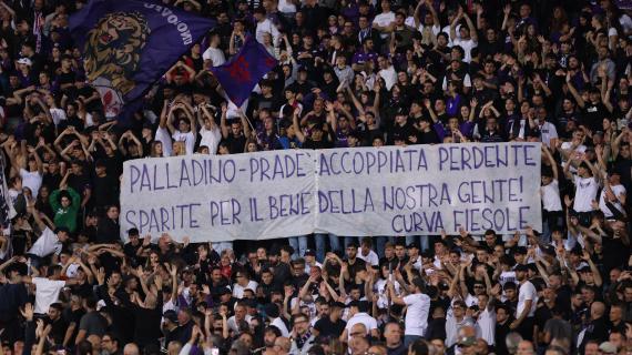 I tifosi della Fiorentina sono stati chiari. E la contestazione non ha evitato nessuno