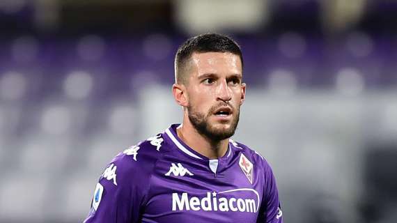 Biraghi: "Questa è la Fiorentina più forte nella quale abbia giocato. Il club ha obiettivi importanti"