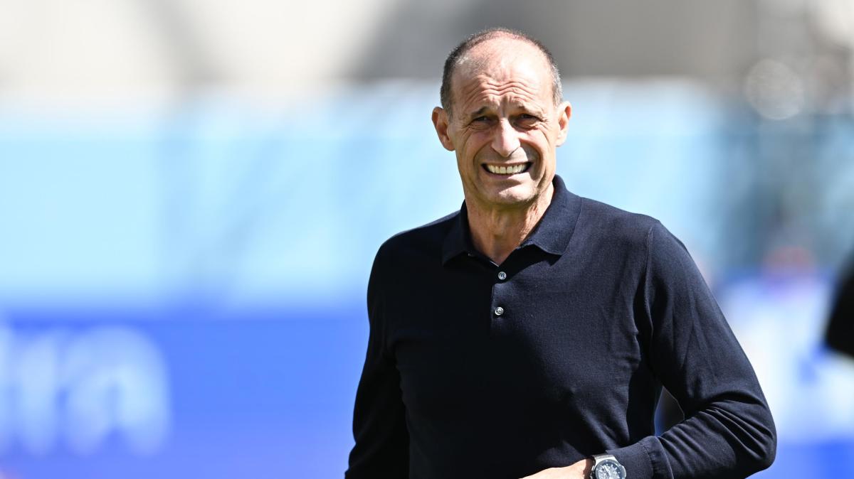 Due legni fermano la Fiorentina prima della doccia fredda Gilmour: Napoli avanti 0-1 al 45'