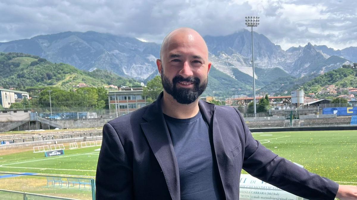 L'Inter mette la freccia, mentre Chivu aspetta un regalo dal mercato. Lo meriterebbe anche Conte, ma le regole cervellotiche penalizzano il Napoli. Può una società sana dover fare i conti con tutto questo?