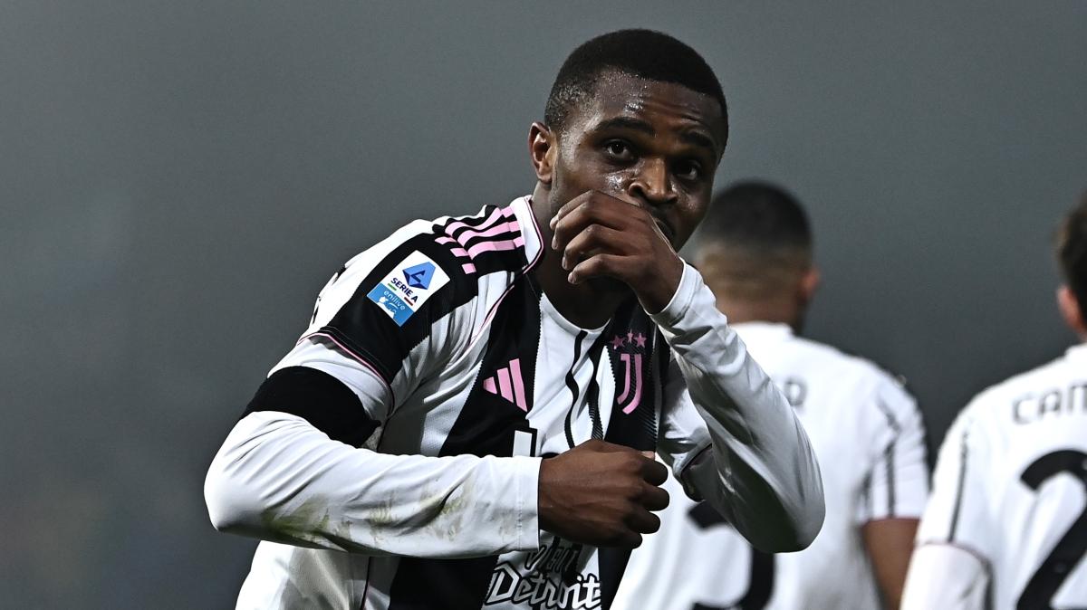 Juventus, Kalulu: "Possiamo competere con tutti, adesso sul campo ci divertiamo"