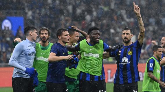 I nerazzurri travolgono 5-1 il Milan, Il Mattino: "Manita-derby, l'Inter vola"