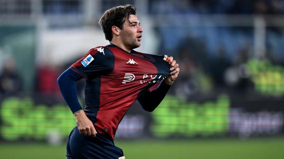 Vogliacco nel recupero risponde a Da Cunha: il Genoa acciuffa il Como, 1-1 a Marassi