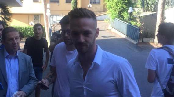 Lazio, buone notizie da Lazzari: già in campo a Genova con il tutore?