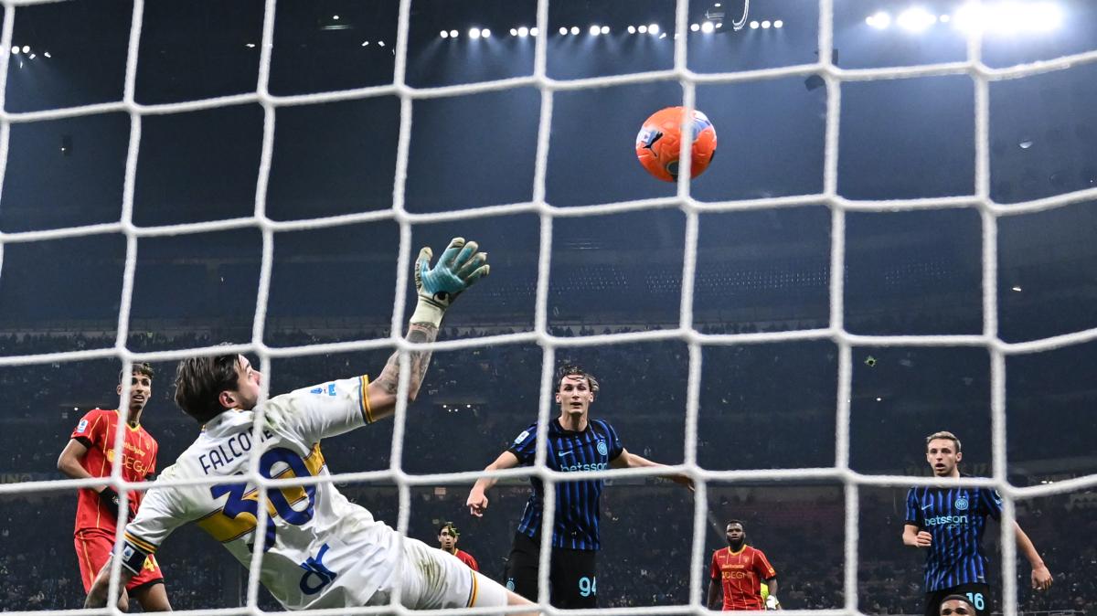 L'Inter ci mette un po', ma batte il Lecce ed è campione d'inverno. Chivu ringrazia Pio Esposito