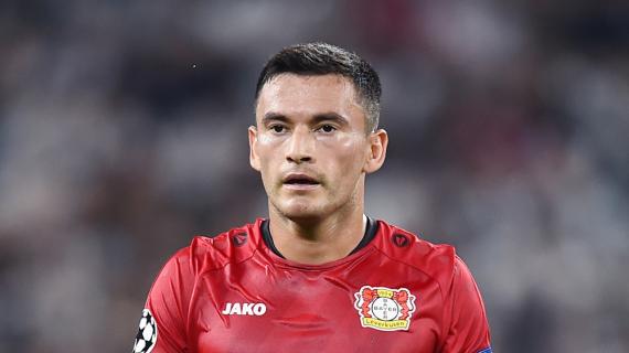 Bayer Leverkusen, Aranguiz rinuncia alla fascia. Il nuovo capitano è Hradecky