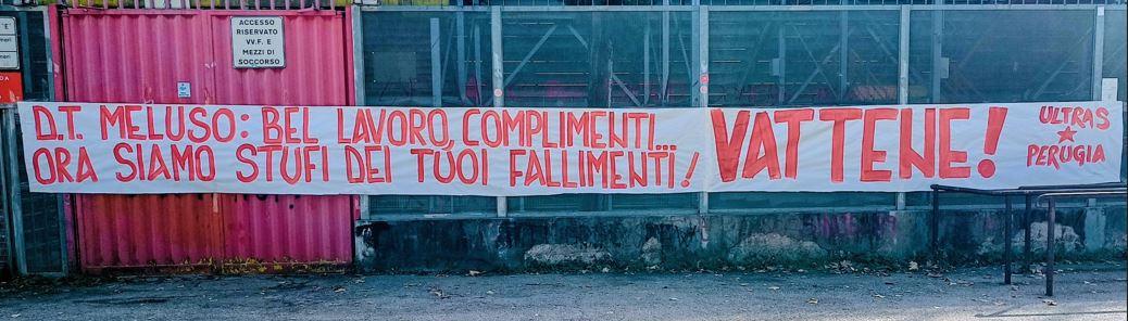 Perugia, gli ultras contestano il dt Meluso: "Stufi dei tuoi fallimenti. Vattene"