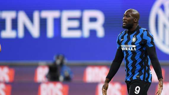 Manchester City e Barcellona sondano il terreno per Lukaku: l'Inter lo valuta 120 milioni