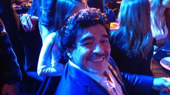 Addio Maradona, il saluto della Samp: "Il più grande avversario di tutti i tempi. Ciao, Diego"