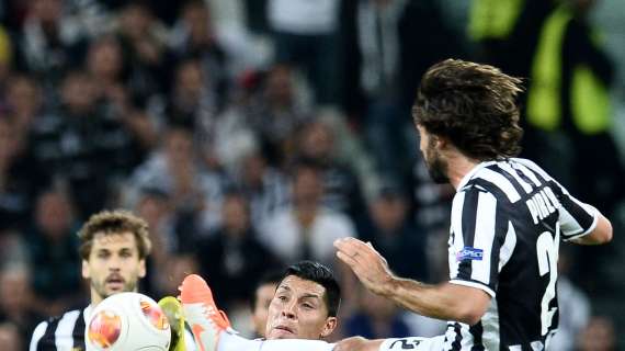 Juventus, dentro o fuori: il ricordo del Benfica e lo sfottò per un Pirlo troppo audace