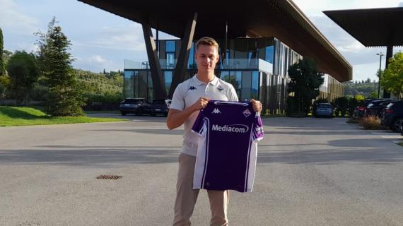 Nicolussi Caviglia è della Fiorentina, avrà la maglia numero 14. Cifre e dettagli