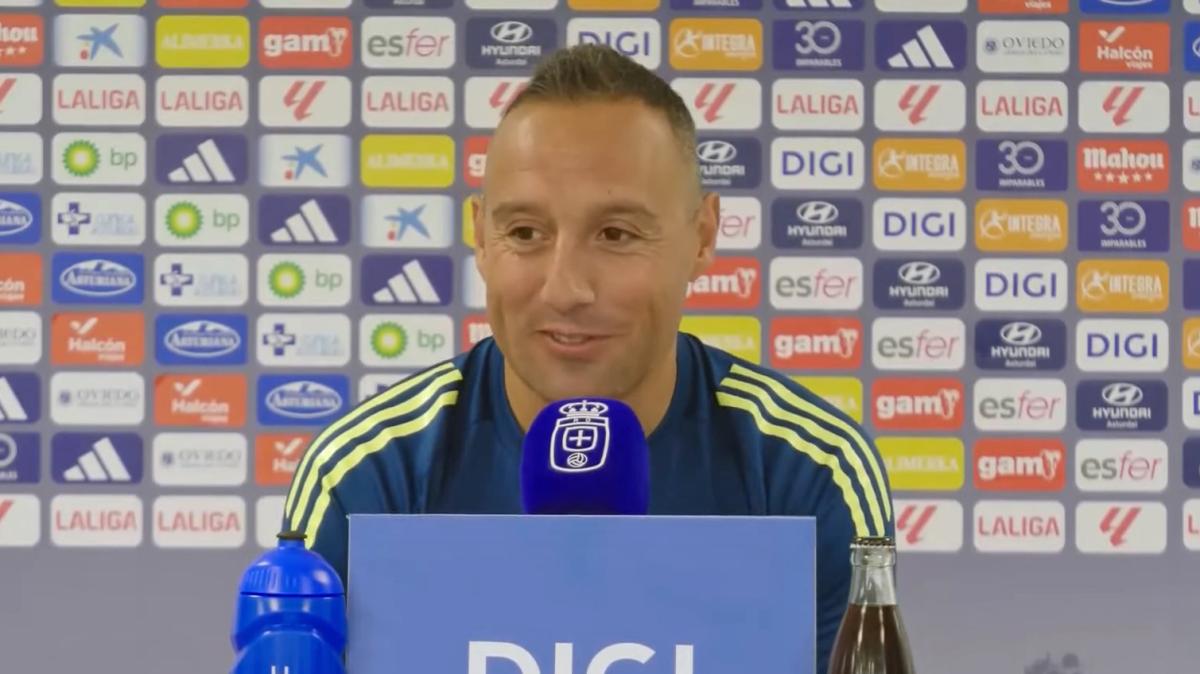 Cazorla vive una seconda giovinezza a Oviedo: "Gioco finché posso, poi resterò nel calcio"