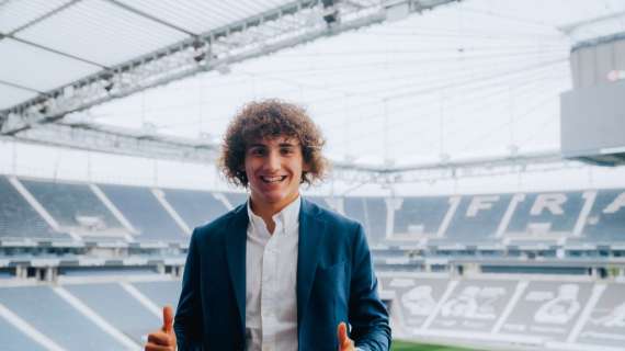 UFFICIALE: Fabio Blanco dal 1° luglio all'Eintracht, contratto fino al 2023. Le foto della firma
