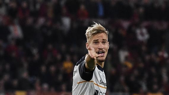 Lazio, idea Almqvist: piace l’ex Lecce per rinforzare l’attacco 