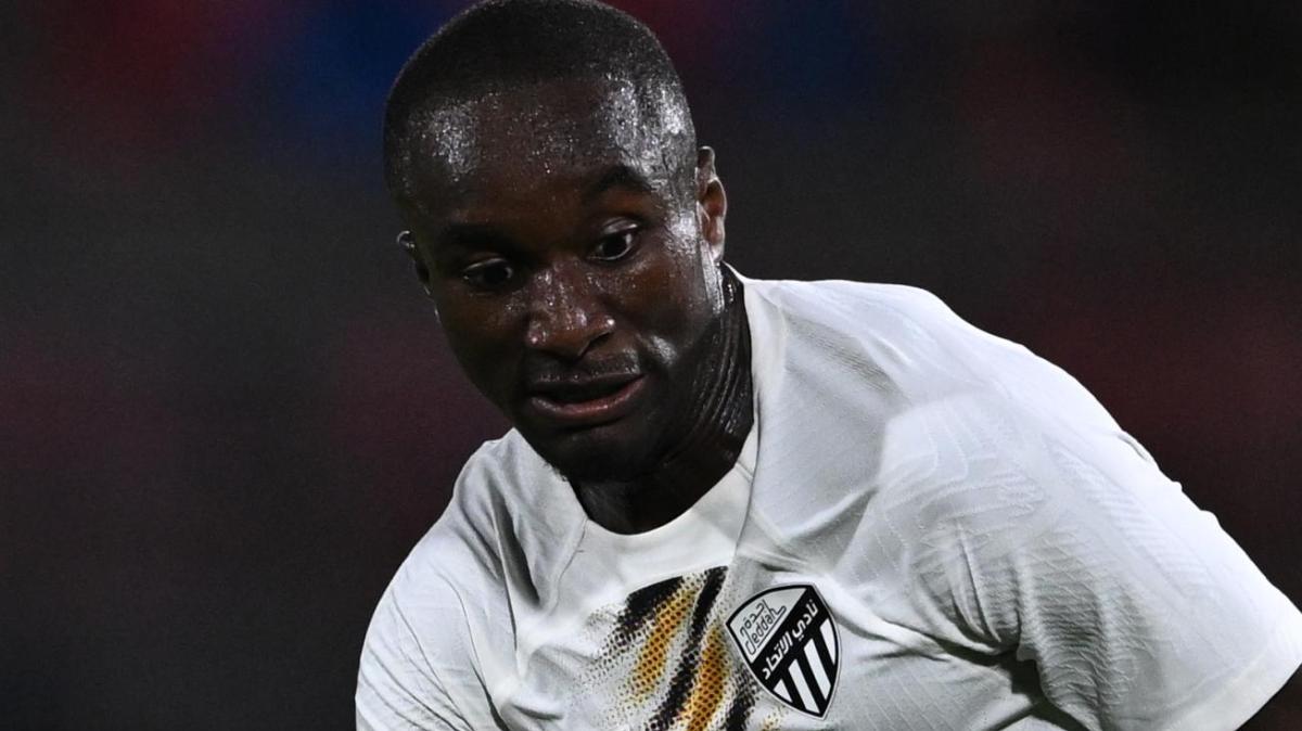 Calciomercato Inter, per Diaby c'è l'obbligo di riscatto: le cifre e l'attesa per la risposta ma Pif sembra negativo