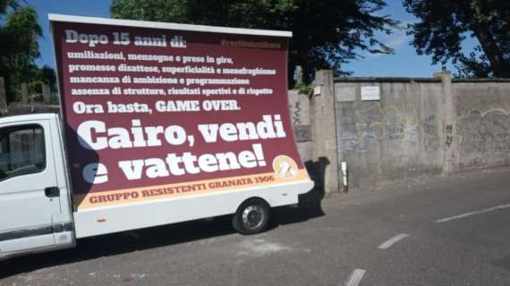 Torino, prosegue la protesta contro Cairo: un camion-vela polemico viaggia per Milano