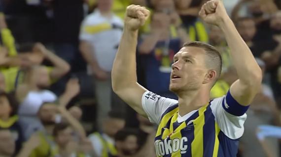 Dzeko ancora in gol, sono 4 in 3 partite: il Fenerbahçe vola. Piatek fermo ancora a zero