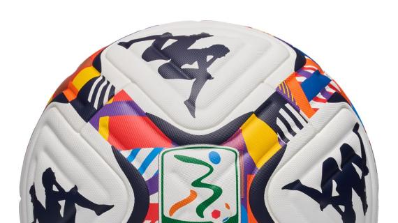 La Serie B svela il nuovo Kombat Ball 2025/2026, il pallone ufficiale della prossima stagione