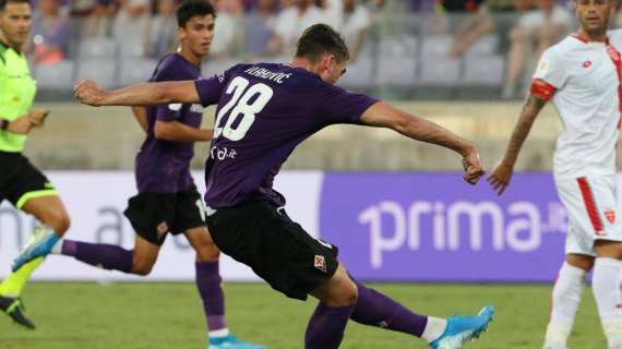 Fiorentina, rifiutata offerta da 15 milioni per Vlahovic
