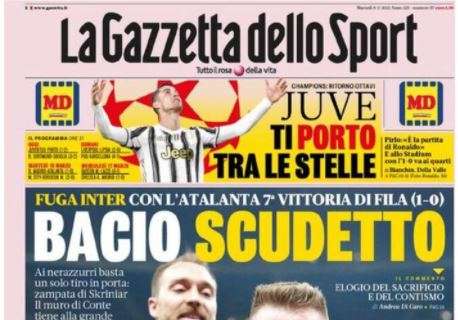 L'apertura de La Gazzetta dello Sport sull'Inter e l'esultanza di Skriniar: "Bacio scudetto"