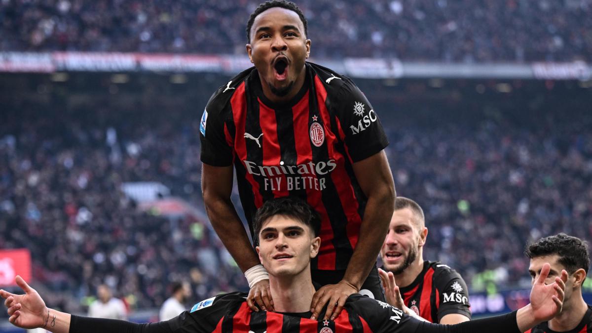 Immagine news primo piano TUTTO mercato WEB: notizie di calcio e calciomercato