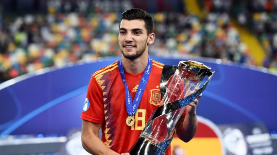 Barcellona, a caccia di un attaccante: Mendes offre Rafa Mir del Wolverhampton