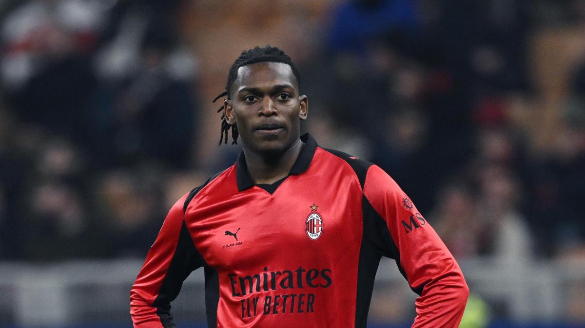 Il Milan blinda il suo talento. La Gazzetta dello Sport: "Cuor di Leao"