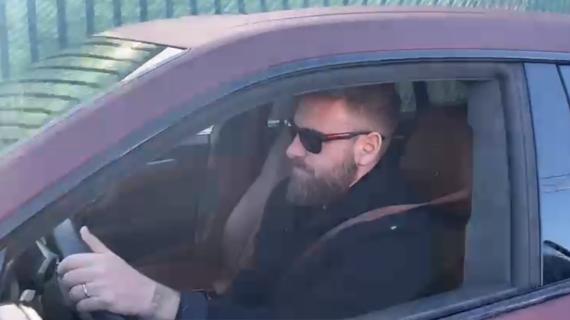 Roma, De Rossi arrivato a Trigoria: oggi dirigerà il suo primo allenamento