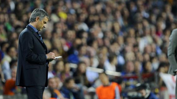 24 novembre 2009, il Barça batte l'Inter per 2-0. Mourinho: "Mi arrendo, sono più forti"