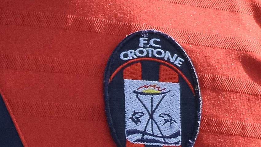 Crotone, il club annuncia il silenzio stampa. Per isolare l'ambiente in vista della corsa salvezza