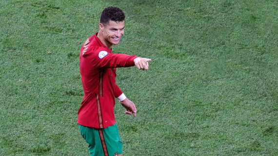 Ronaldo fa ancora la storia: primo a segnare in tutte le gare di un girone all'Europeo