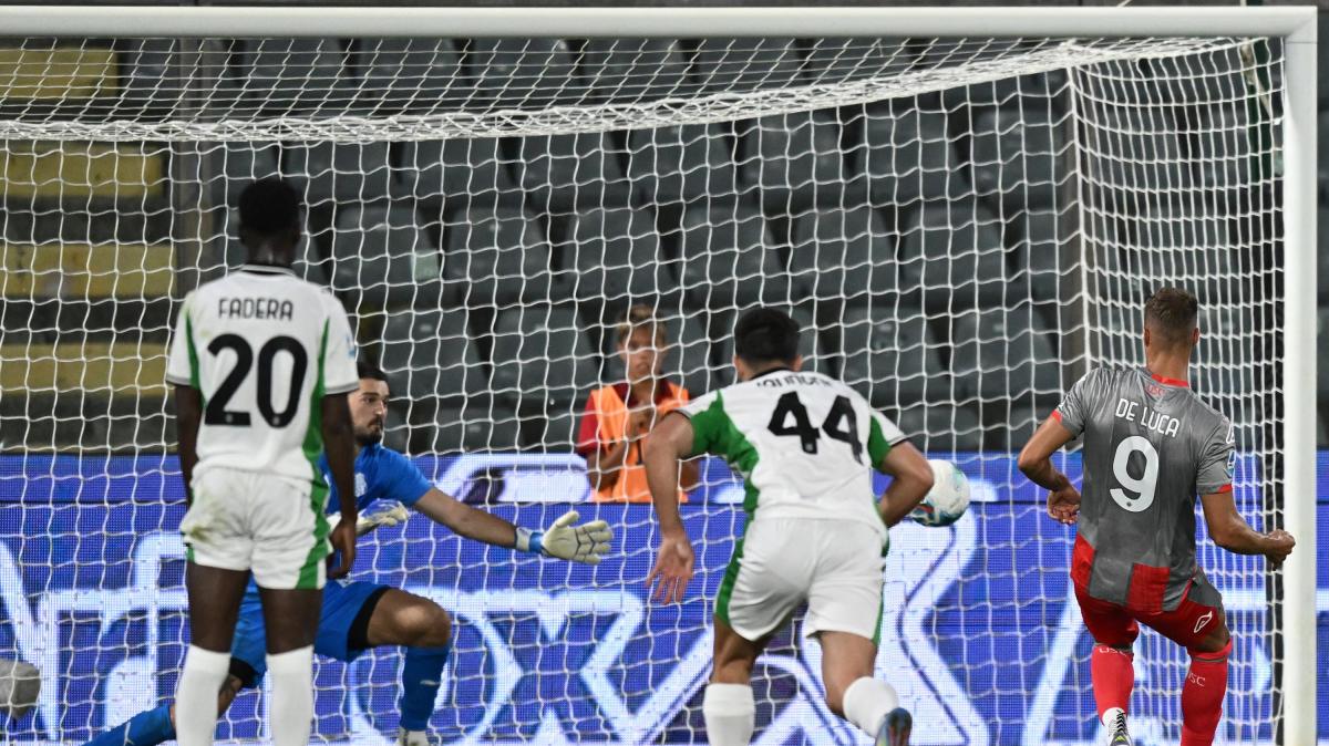 L'incredibile ruolino a braccetto di Sassuolo e Cremonese. E in Emilia...