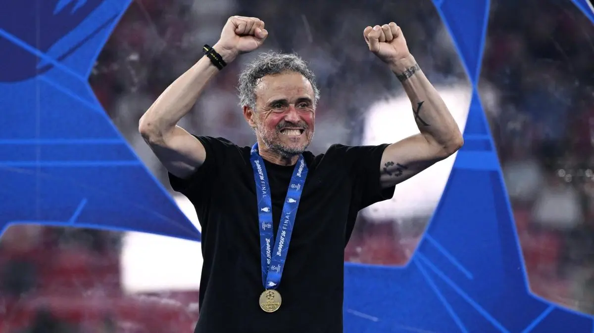18 giugno 2008, Luis Enrique è il nuovo allenatore del Barcellona B. Suo primo incarico