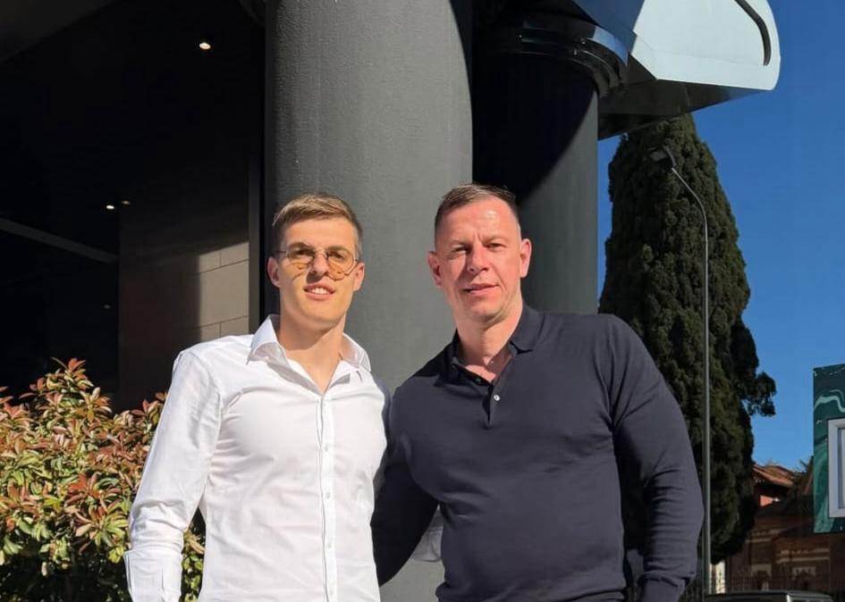 Kostic lascia già il Milan, ma solo in prestito: vicino il trasferimento allo Sparta Rotterdam