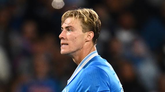 L'asse De Bruyne-Hojlund colpisce ancora e il Napoli torva davanti allo Sporting