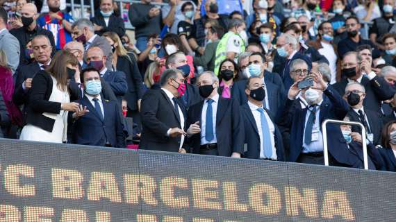 Barcellona, Laporta annuncia la stretta sui biglietti: "Saranno nominali per le gare europee"