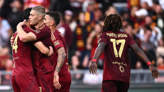 Roma e Lazio, scatto Champions. Il Messaggero apre: "Agganciata la Juve al quarto posto"